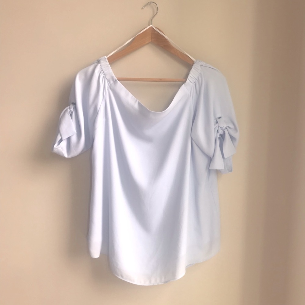 Babaton Aritzia Blue Off shoulder Blouse M